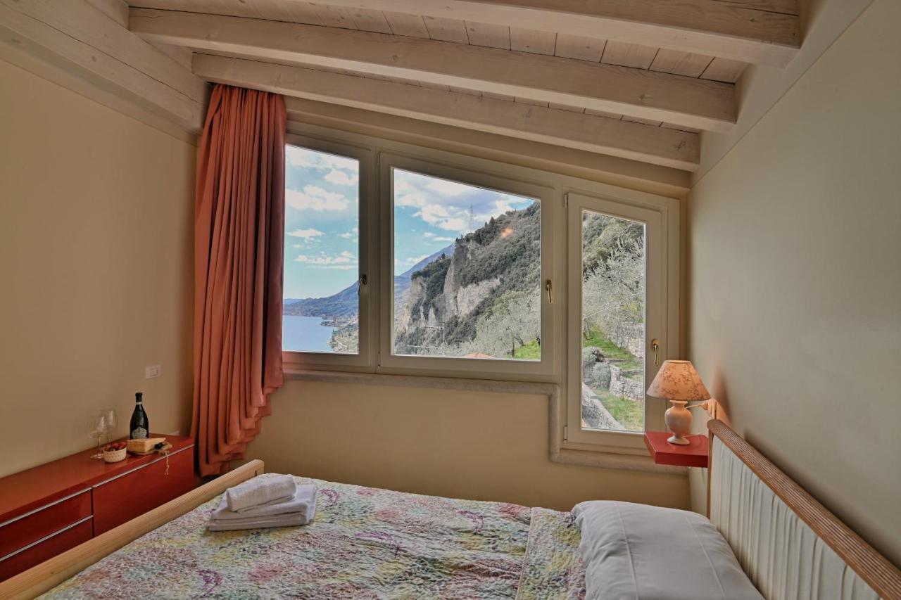 Attico Elais - Theater Home Gargnano Buitenkant foto